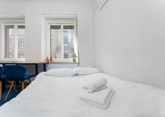 Comfort By Bookinghost