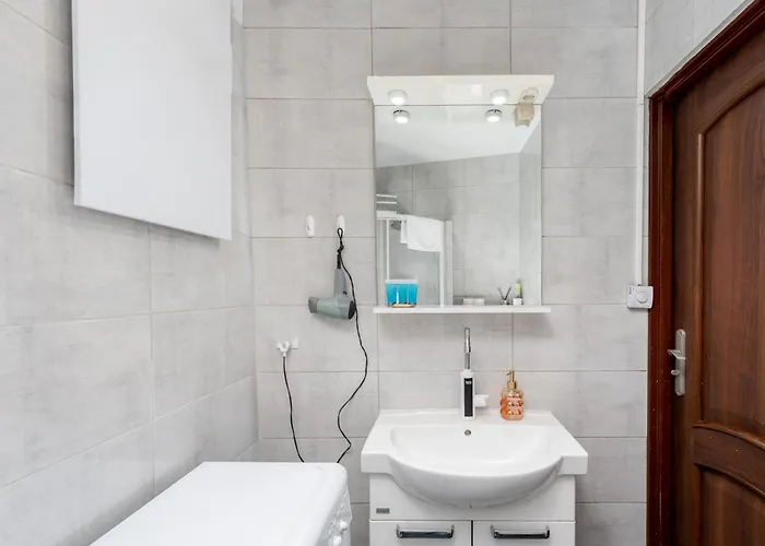 Comfort By Bookinghost شقة