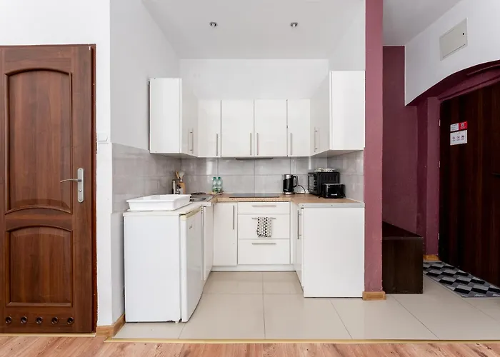 Comfort By Bookinghost شقة غليفيتسه