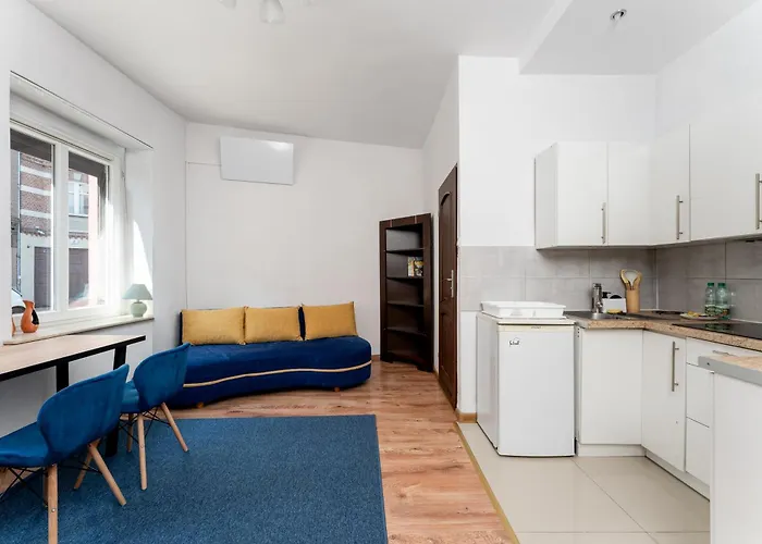 Comfort By Bookinghost *